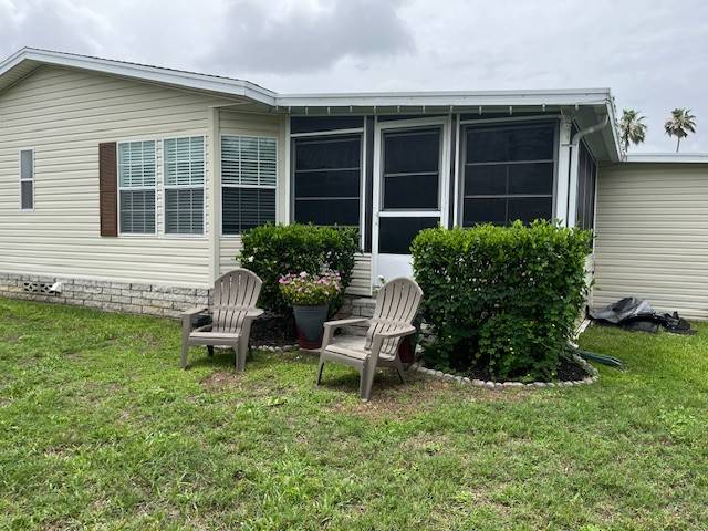 1224 Las Brisas a Winter Haven, FL Mobile or Manufactured Home for Sale